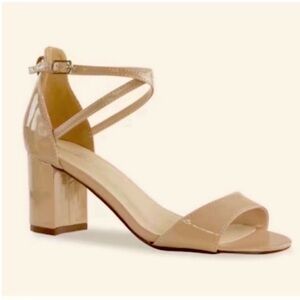 Benjamin Walk Jackie Block Heel Patent Leather Nude Strappy Heel Womens Size 8